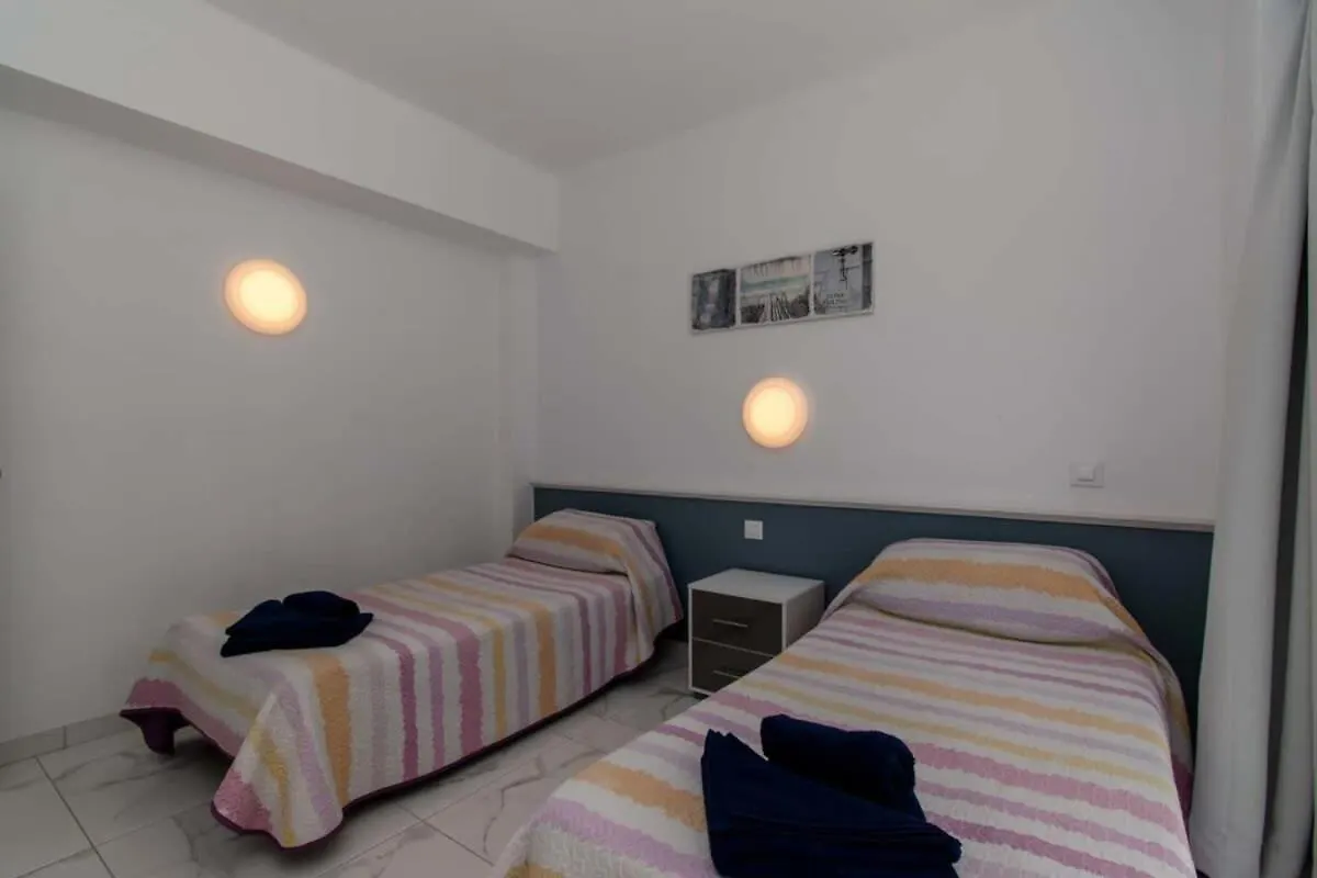 Апартаменты Club Atlantis 91 - Two Bed Адехе 0*,  Испания